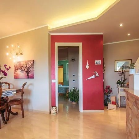 Sunny House Lägenhet *