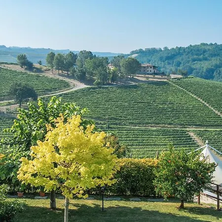 Sunny House Diano dʼAlba